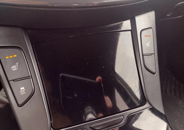 Hyundai i40 cena 36500 przebieg: 250000, rok produkcji 2011 z Malbork małe 191